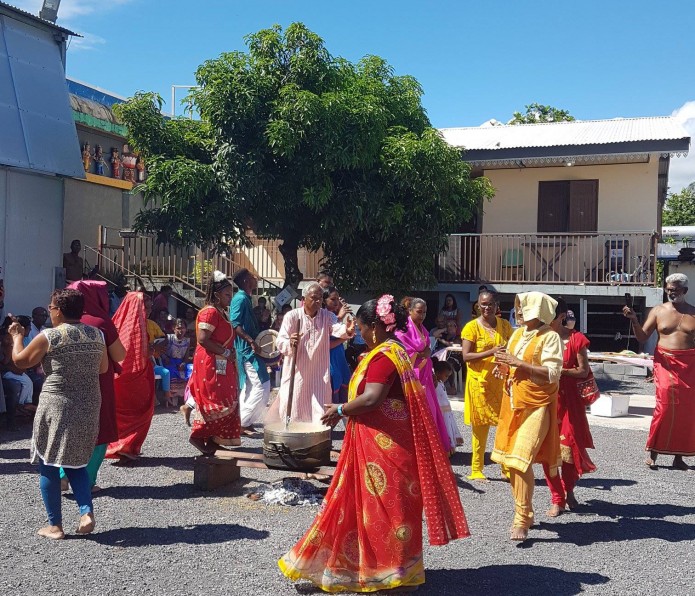 Fête du Pongol au temple Siva Soupramanien à Saint-Benoît