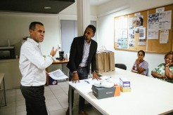 Remise des tenues professionnelles aux aides à domicile