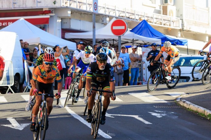 Arrivée du Tour cycliste Antenne Réunion