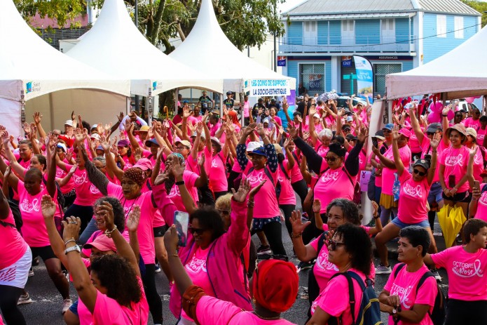 Près de 700 personnes rassemblées pour la grande marche rose