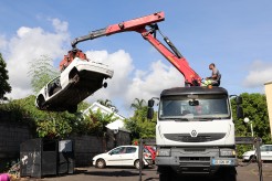 Une campagne de retrait de VHU a débuté à Saint-Benoît